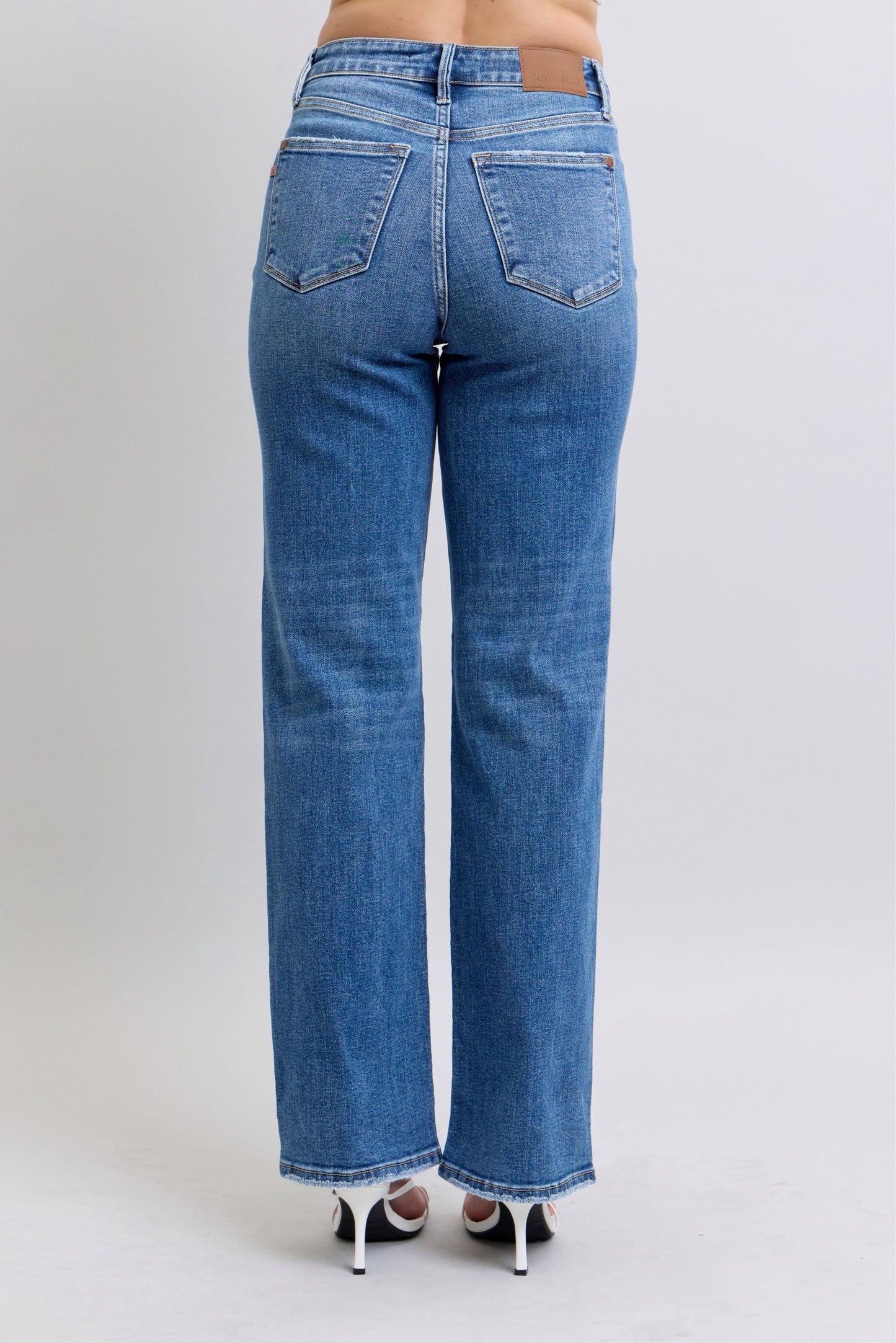 V Front Vintage Wash Straight