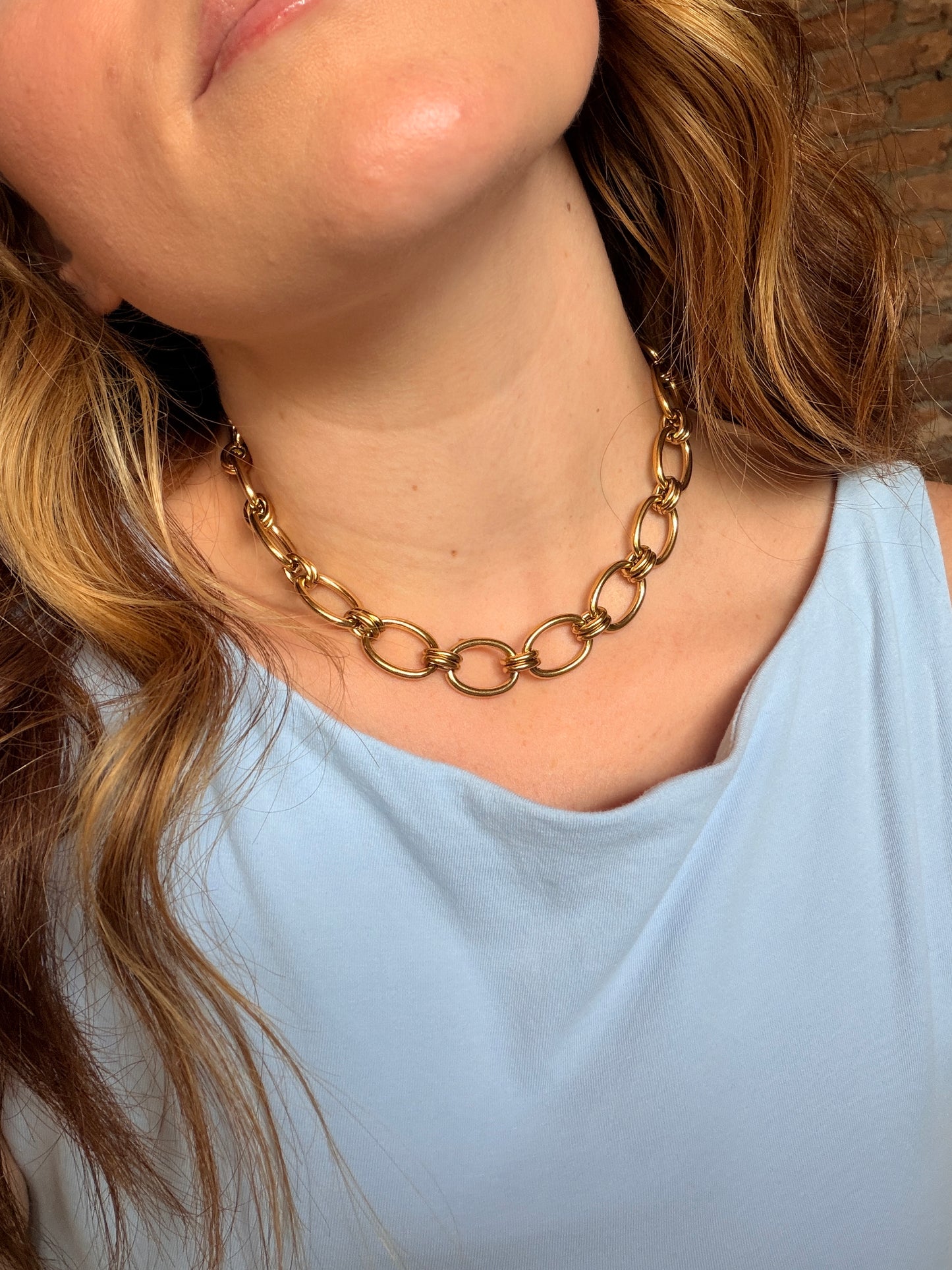 Lux Chain