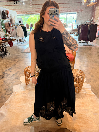Shell Lace Maxi Skirt