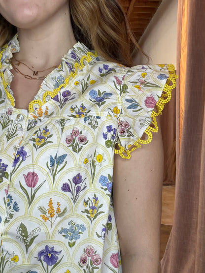 Scallop Trim Floral Top