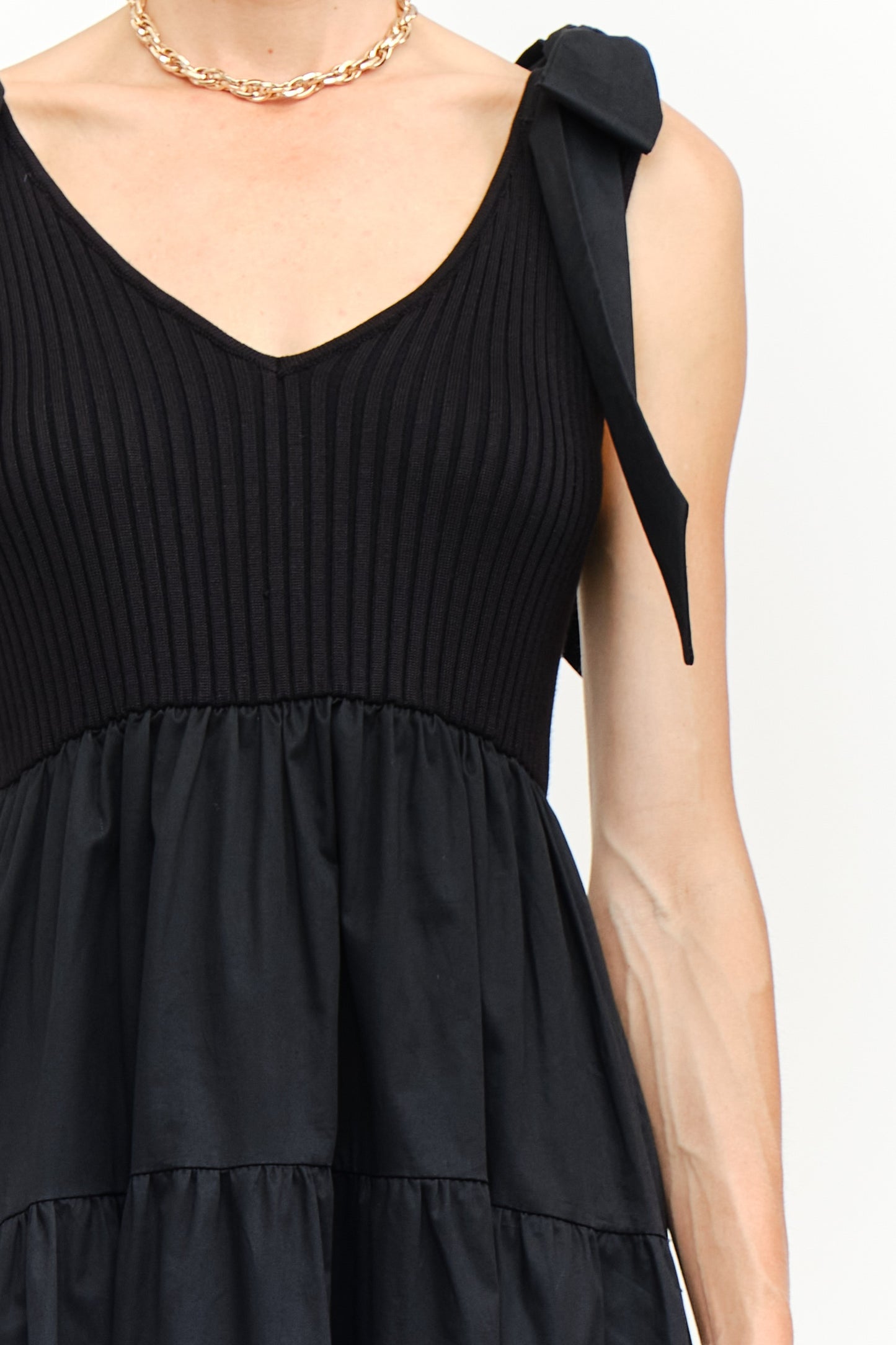 Elegant Black Tie Maxi
